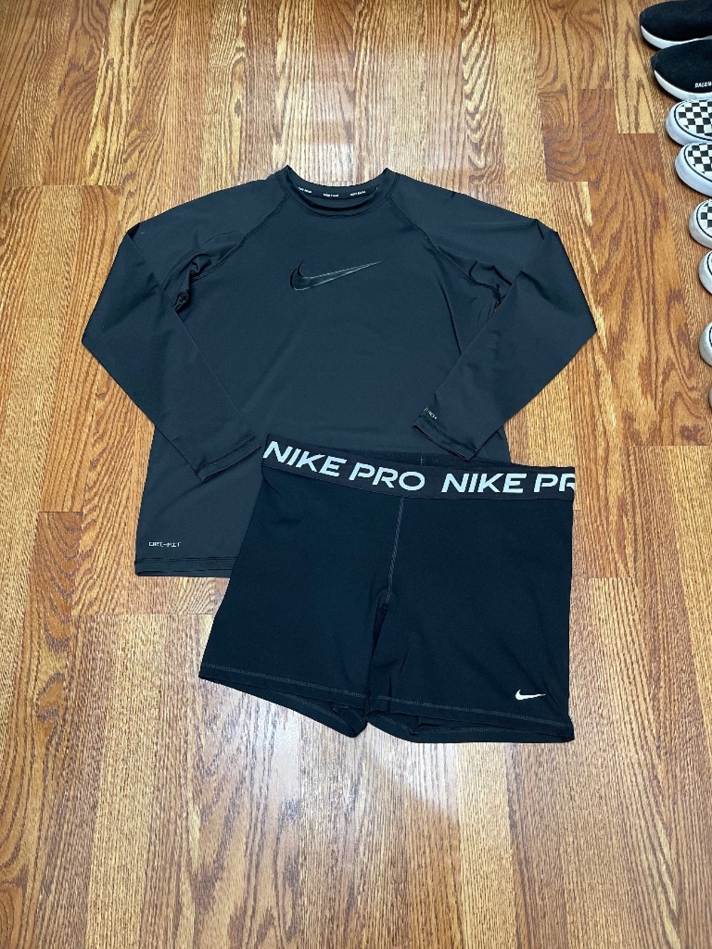 Nike Pro Shorts & Nike Dri Fit Top Size XL